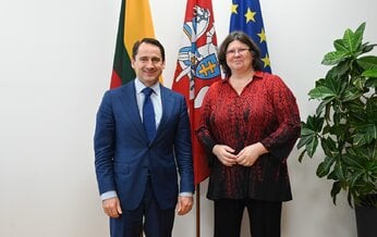 Artėjant Lietuvos pirmininkavimui Europos Sąjungos Tarybai, Lietuva stiprina bendradarbiavimą su...